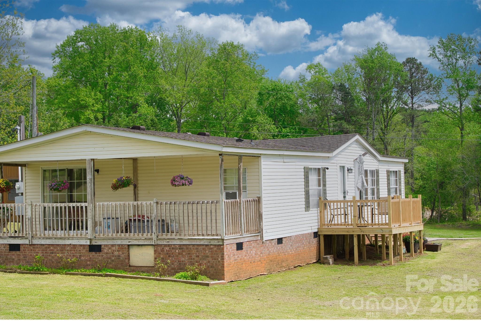 725 Ed Hamrick Road Shelby, NC 28150 - Photo 3 of 27