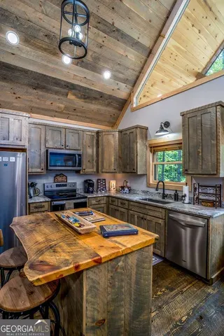 $600,000 | 1134 Lee’s Ride, Unit 26, McCaysville, GA 30555