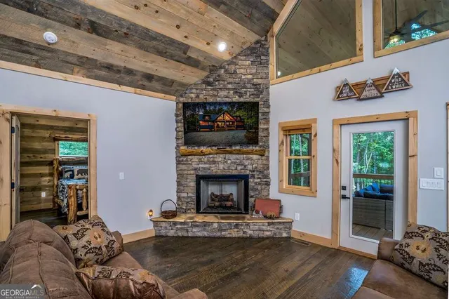 $600,000 | 1134 Lee’s Ride, Unit 26, McCaysville, GA 30555