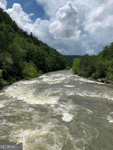 $600,000 | 1134 Lee’s Ride, Unit 26, McCaysville, GA 30555