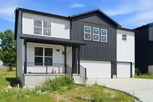$649,900 | 5332 South Dayton Avenue, Springfield, MO 65810