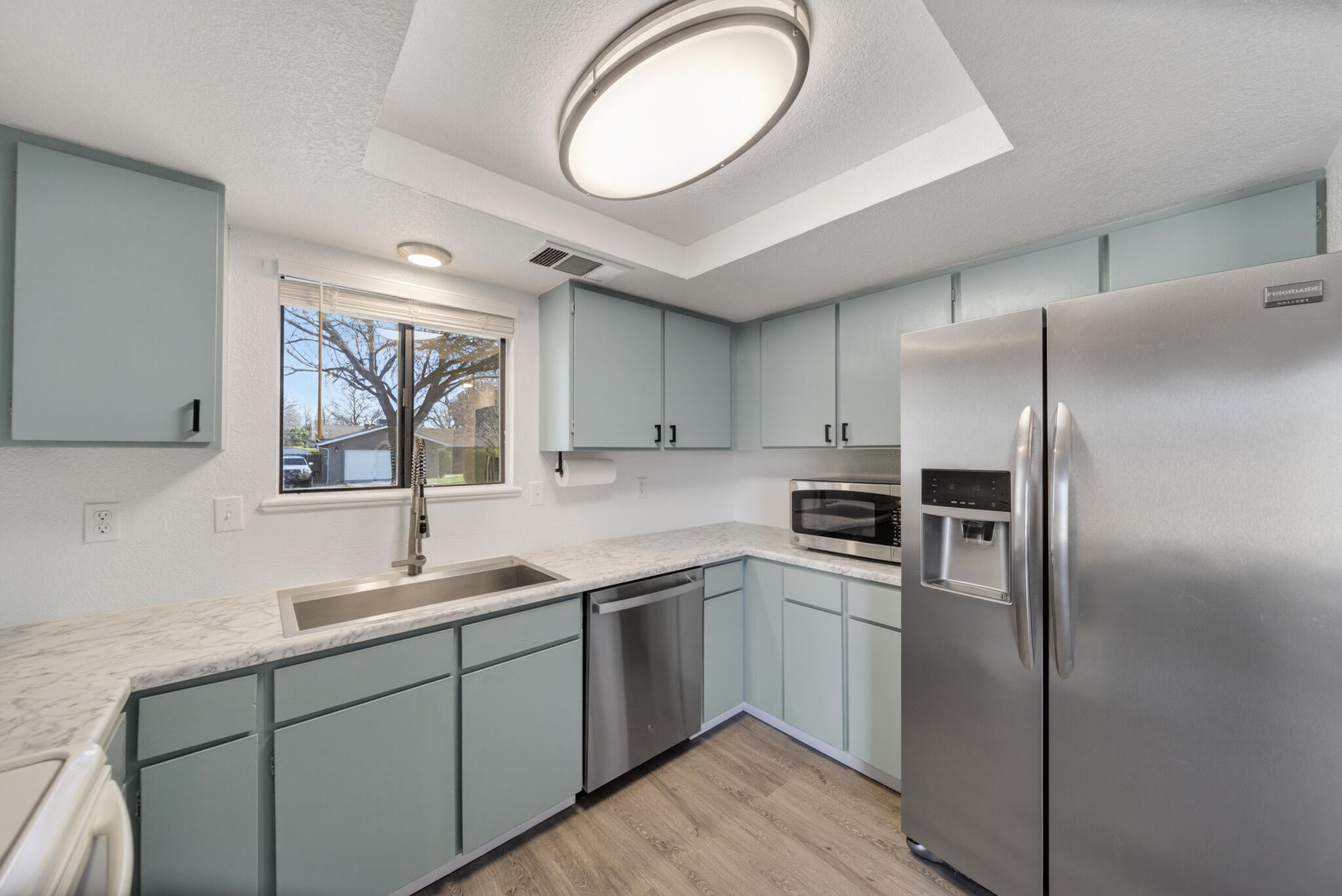 1254 Beltline Road Redding, CA 96003 - Photo 7 of 26 Interior -11