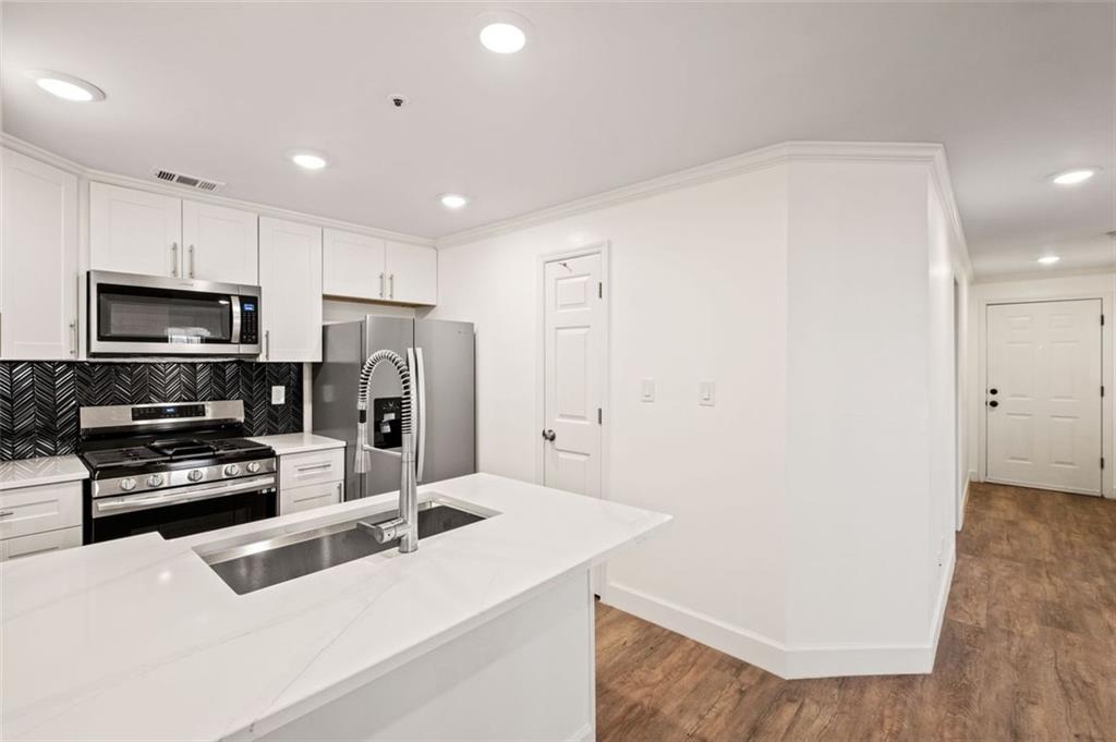 2098 River Heights Walk Southeast Marietta, GA 30067 - Photo 9 of 28