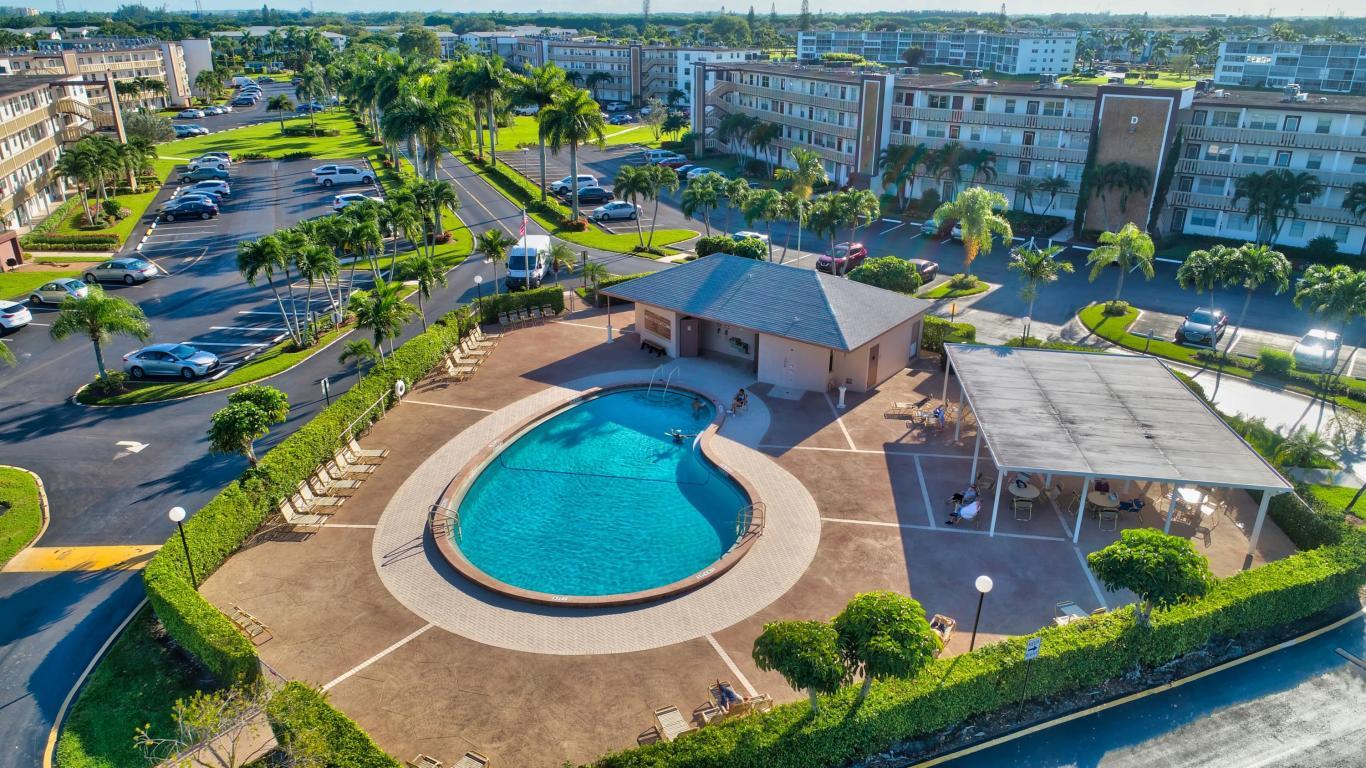 4080 Guildford East Boca Raton, FL 33434 - Photo 15 of 24 Guildford Pool