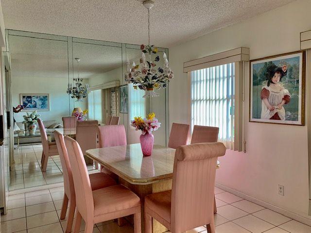 4080 Guildford East Boca Raton, FL 33434 - Photo 5 of 24 Dining Room