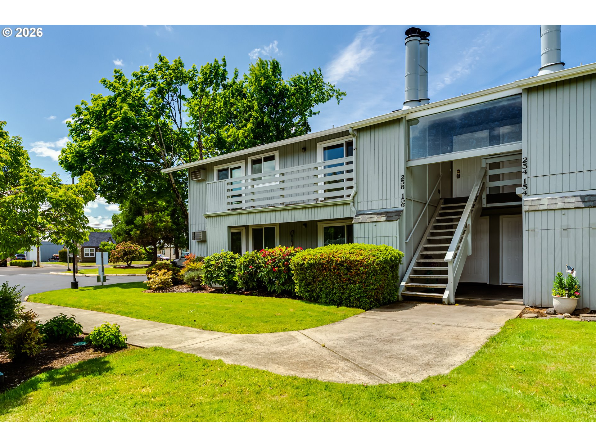 650 Harlow Road, Unit 256 Springfield, OR 97477 - Photo 2 of 32