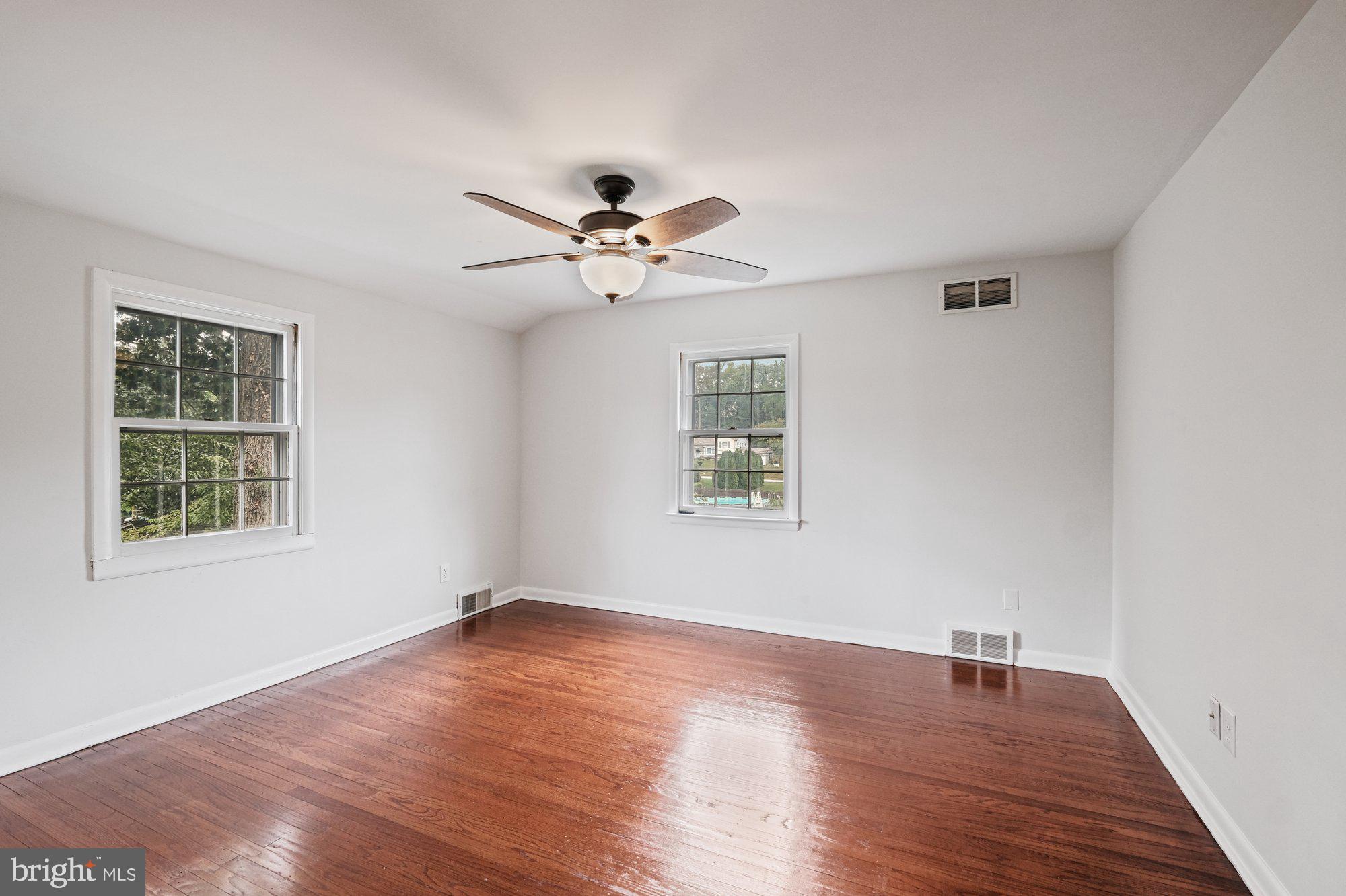 133 Avondale Road Norristown, PA 19403 - Photo 15 of 27 Gallery Image 15