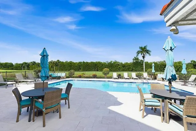 $750,000 | 3570 Haldeman Creek Drive, Naples, FL 34112