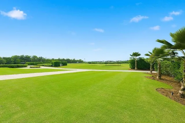 $750,000 | 3570 Haldeman Creek Drive, Naples, FL 34112