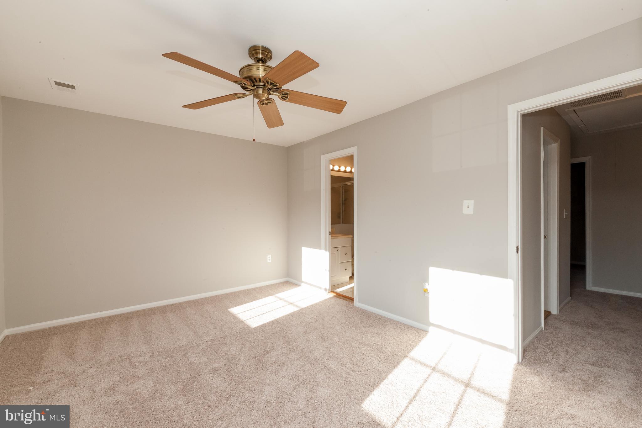 7941 Forest Path Way Springfield, VA 22153 - Photo 14 of 39 Gallery Image 14