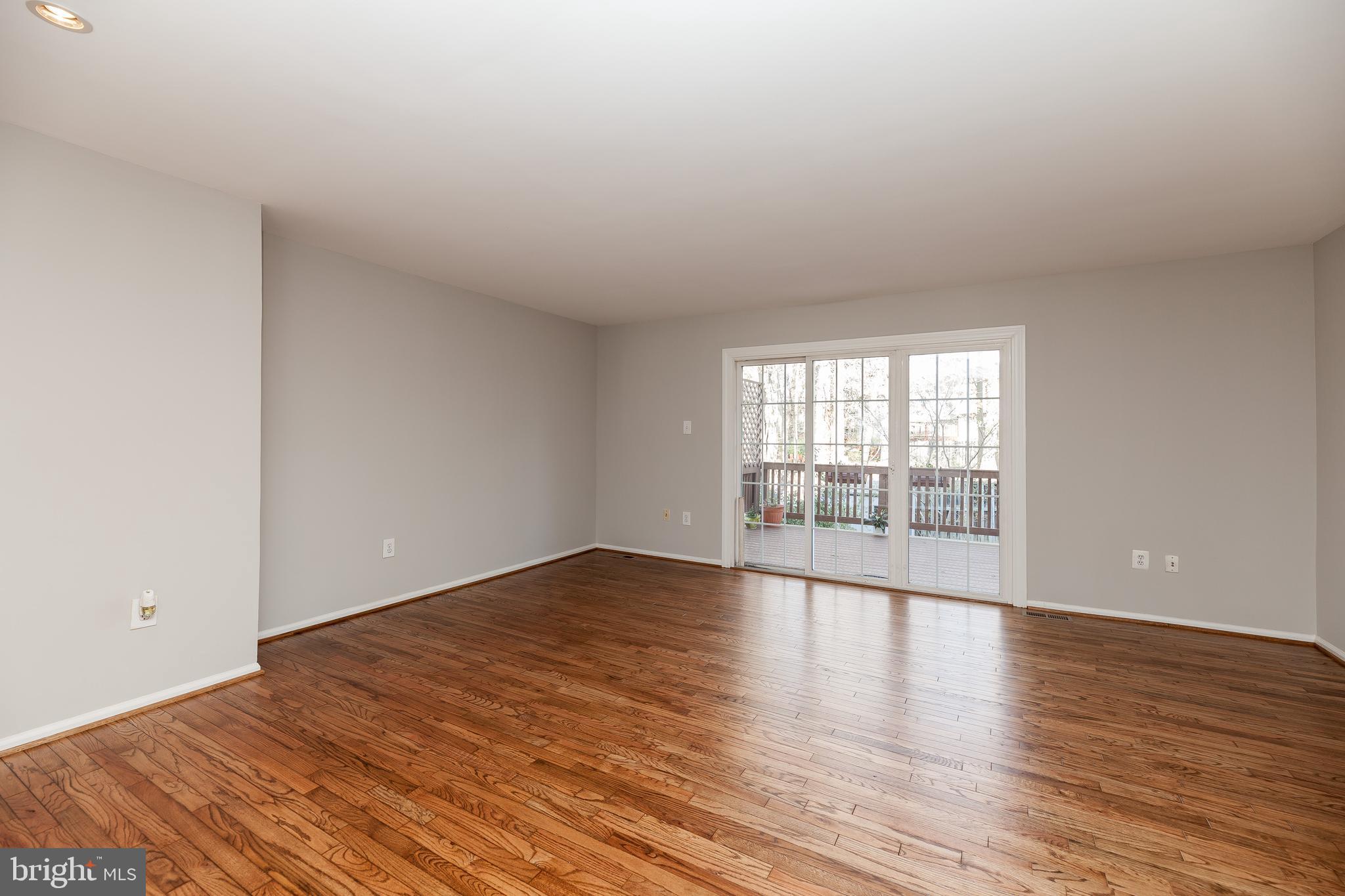 7941 Forest Path Way Springfield, VA 22153 - Photo 5 of 39 Gallery Image 5