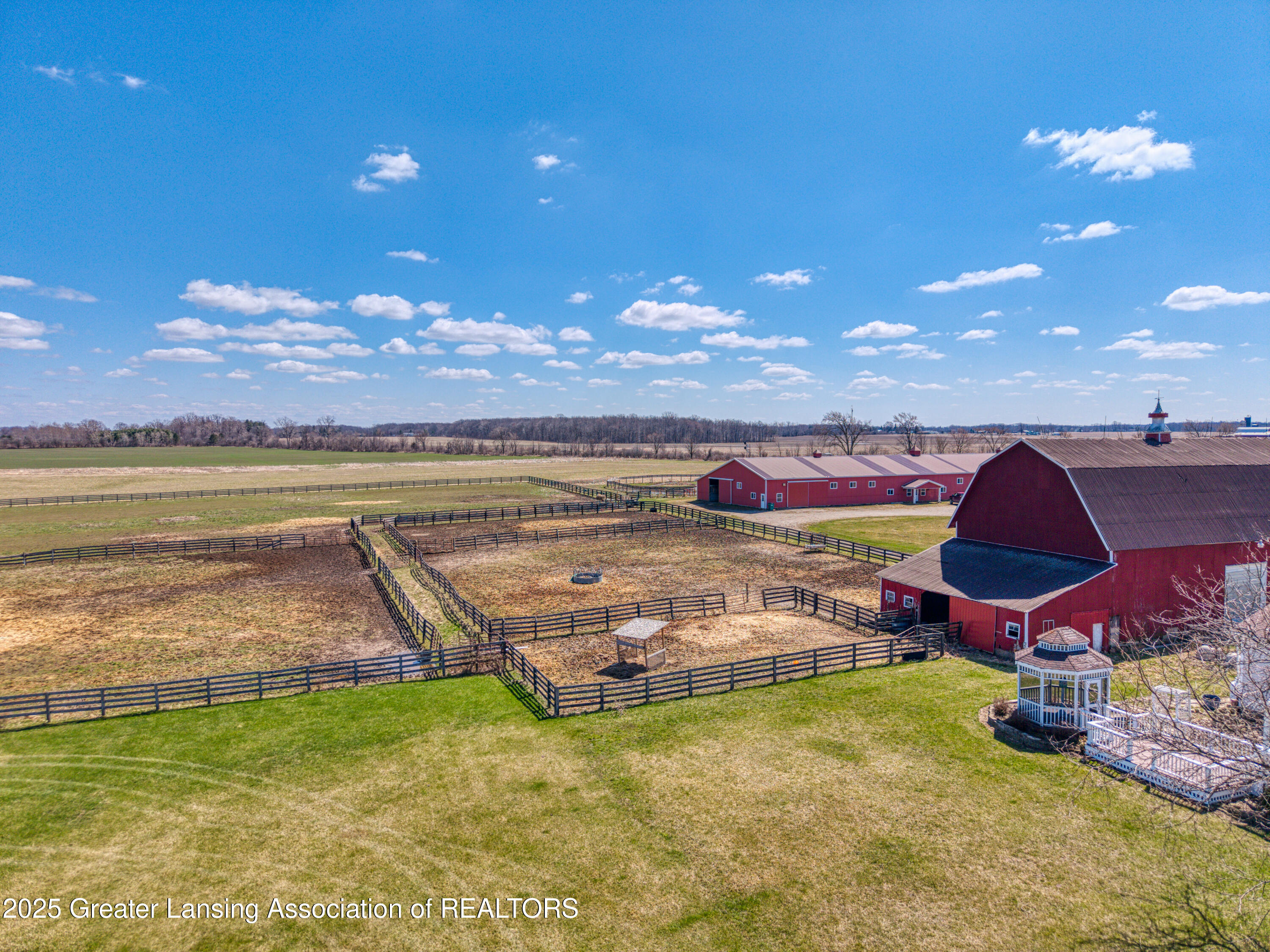 5547 South Byron Road Durand, MI 48429 - Photo 54 of 73 DJI_20250411124700_0078_D_14