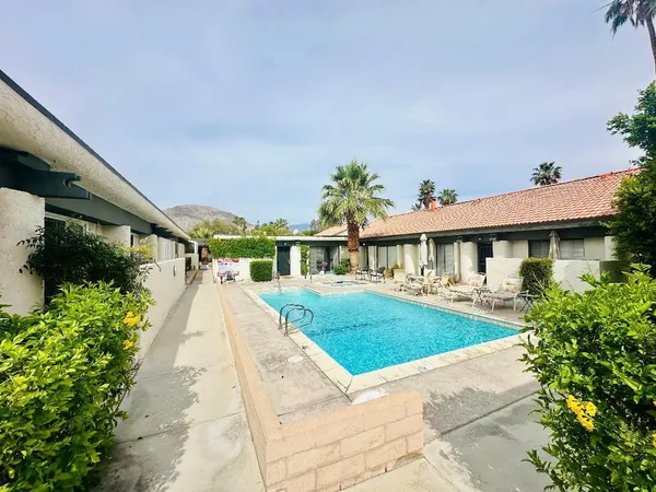 $2,400 | 73415 Shadow Mountain Drive, Unit 6, Palm Desert, CA 92260