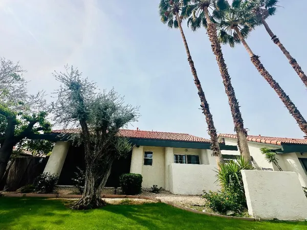 $2,400 | 73415 Shadow Mountain Drive, Unit 6, Palm Desert, CA 92260