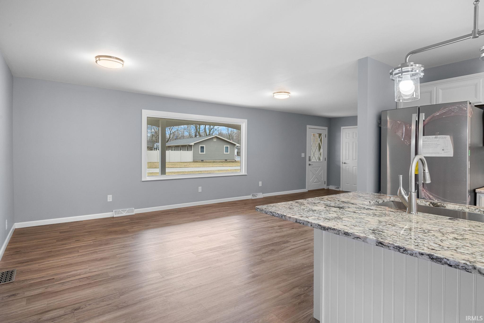 412 Cottage Street Delphi, IN 46923 - Photo 5 of 36 Gallery Image 5