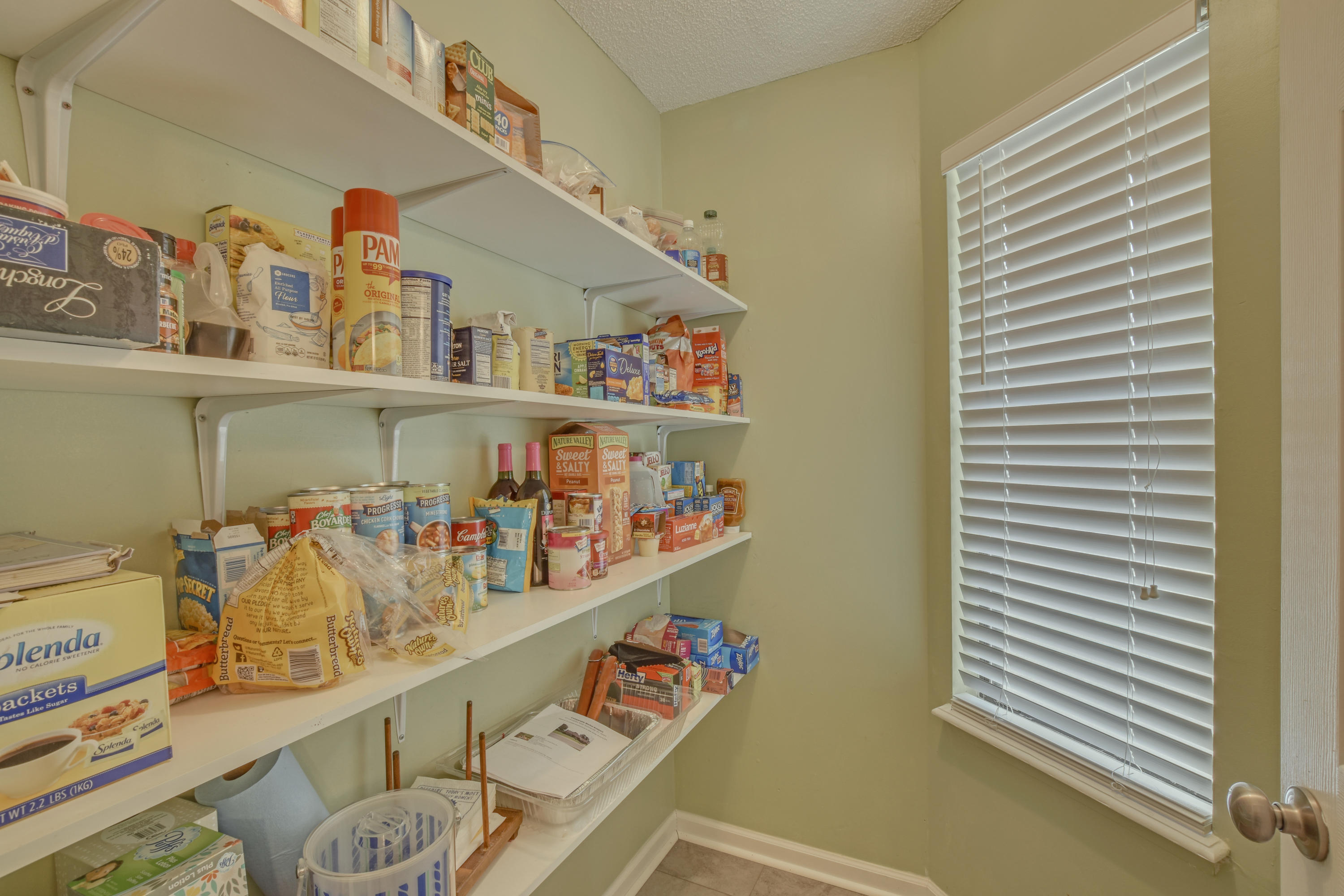 121 Lancashire Road Summerville, SC 29486 - Photo 11 of 28 13