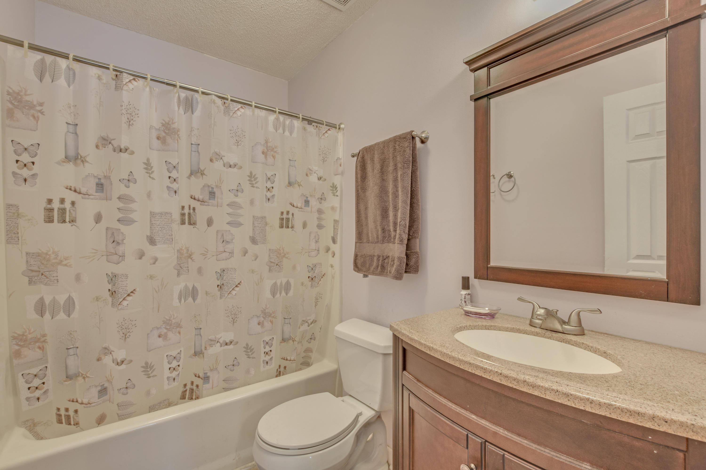 121 Lancashire Road Summerville, SC 29486 - Photo 20 of 28 9