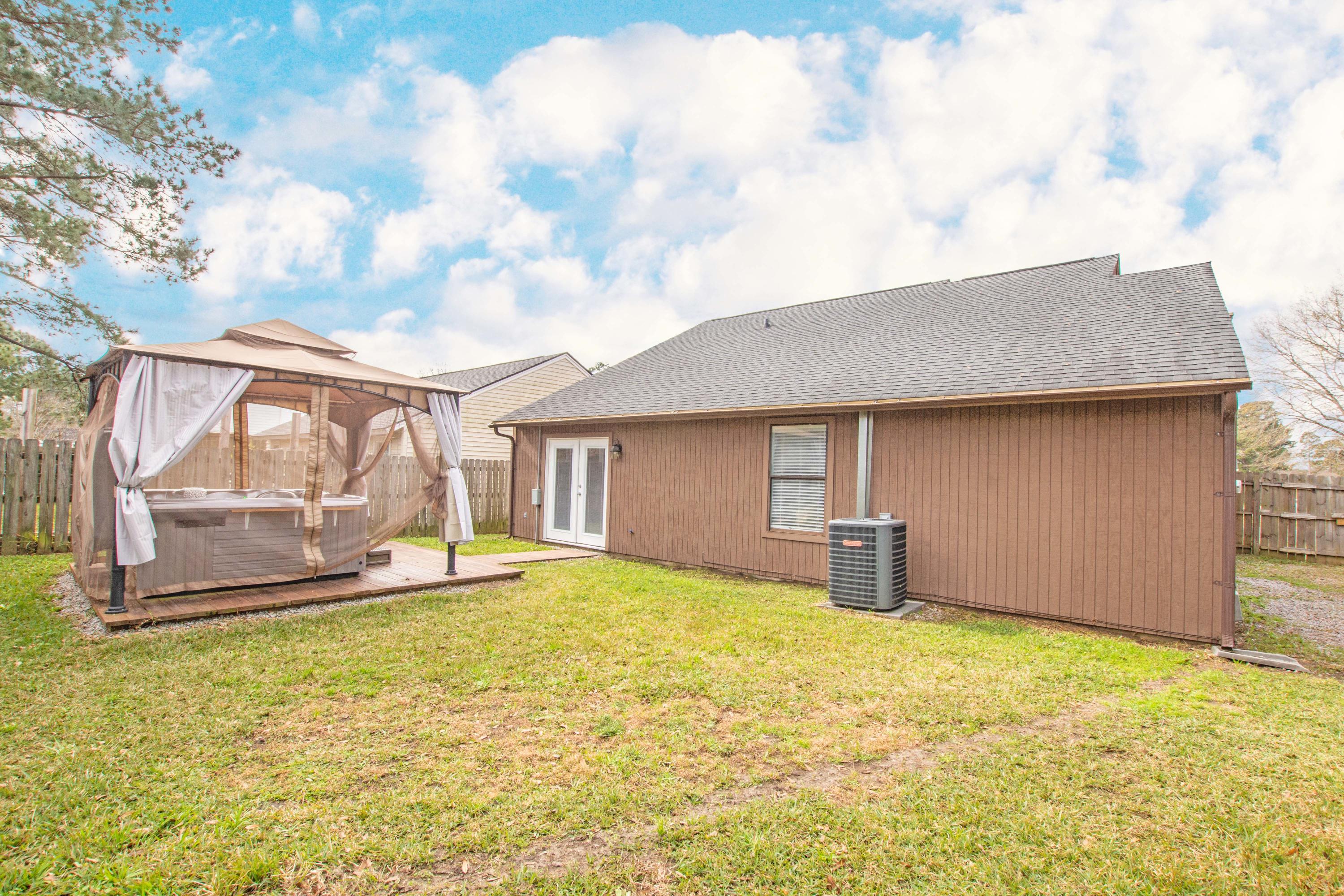 121 Lancashire Road Summerville, SC 29486 - Photo 22 of 28 0-6