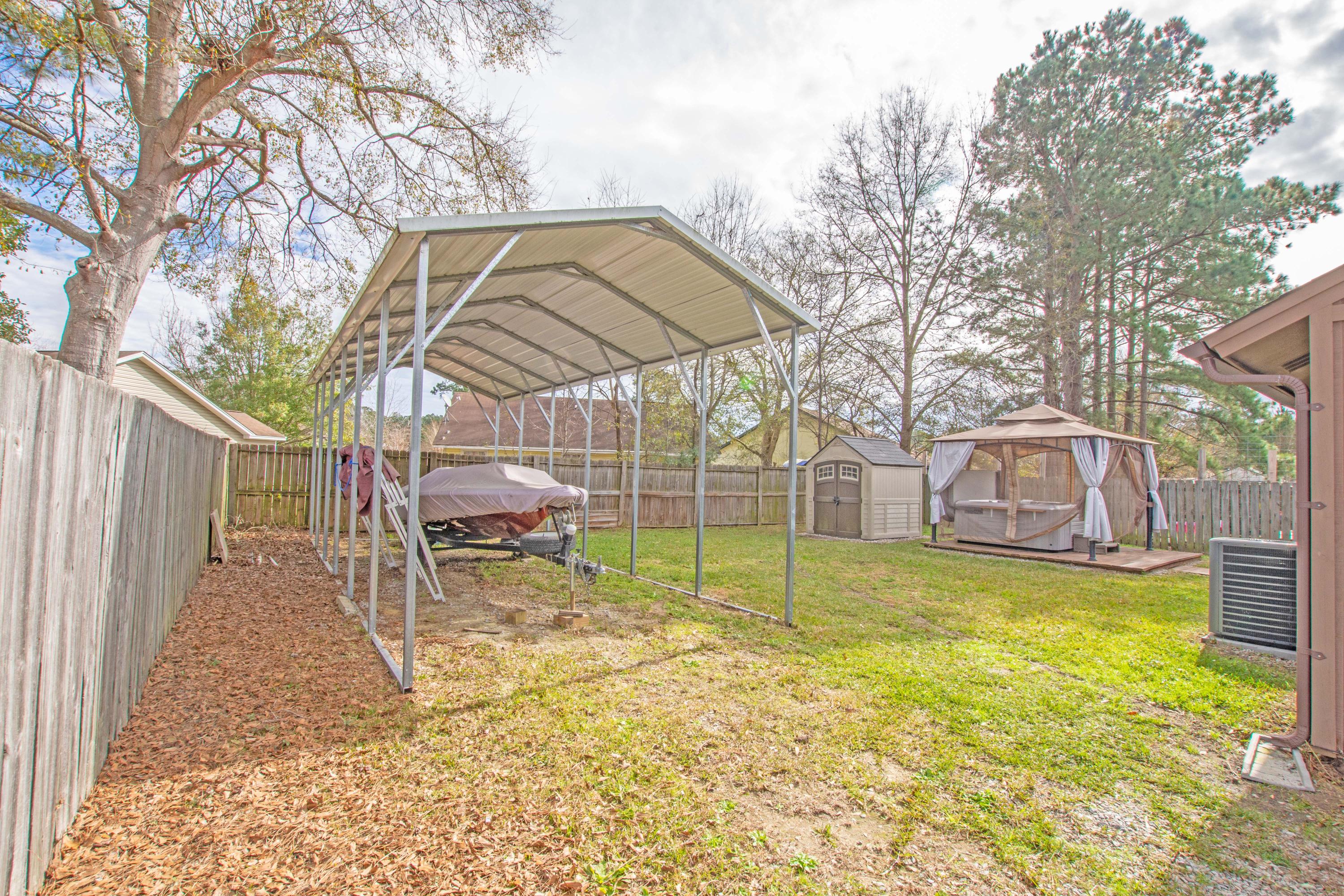 121 Lancashire Road Summerville, SC 29486 - Photo 26 of 28 0-5