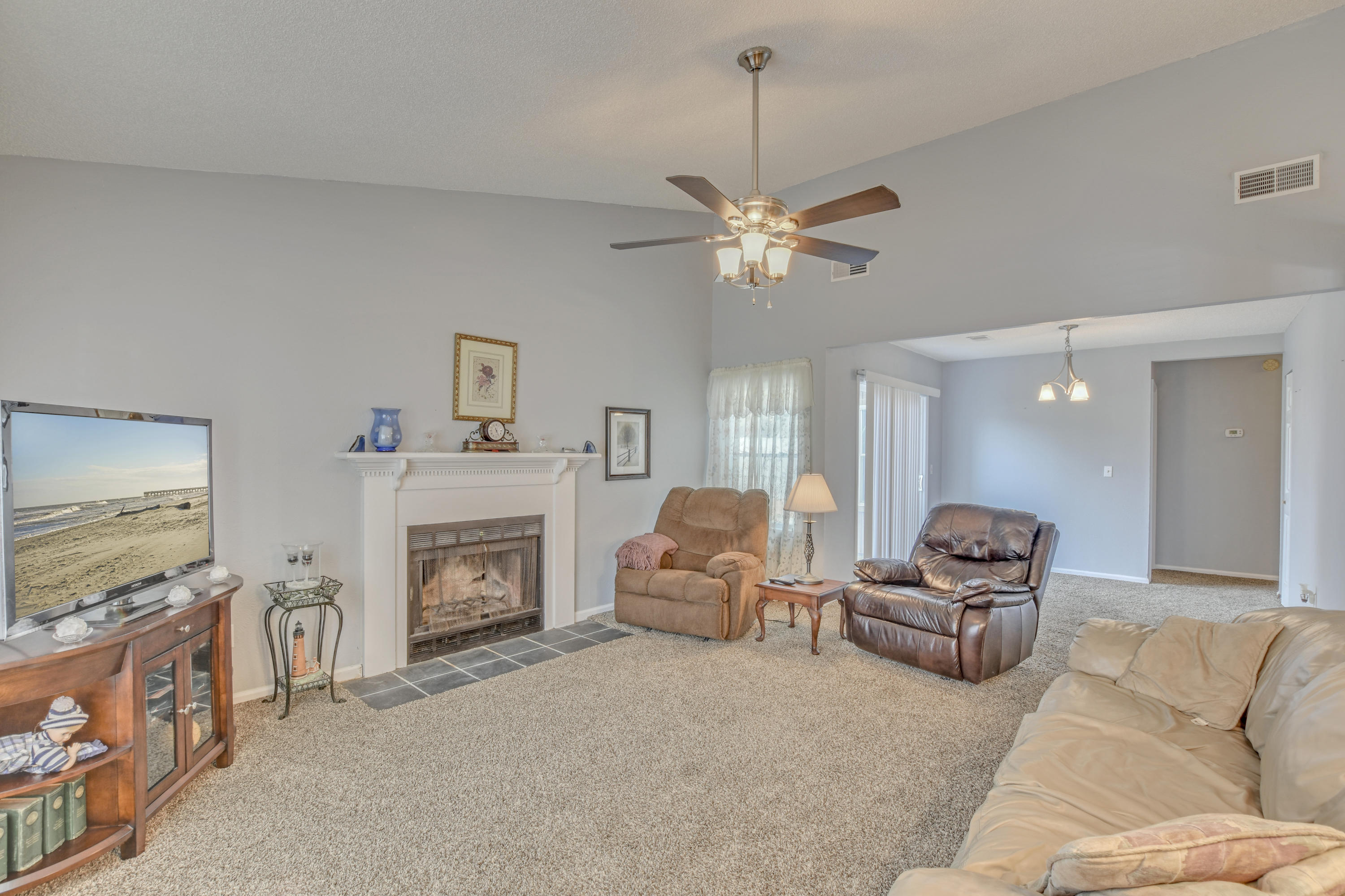121 Lancashire Road Summerville, SC 29486 - Photo 6 of 28 24