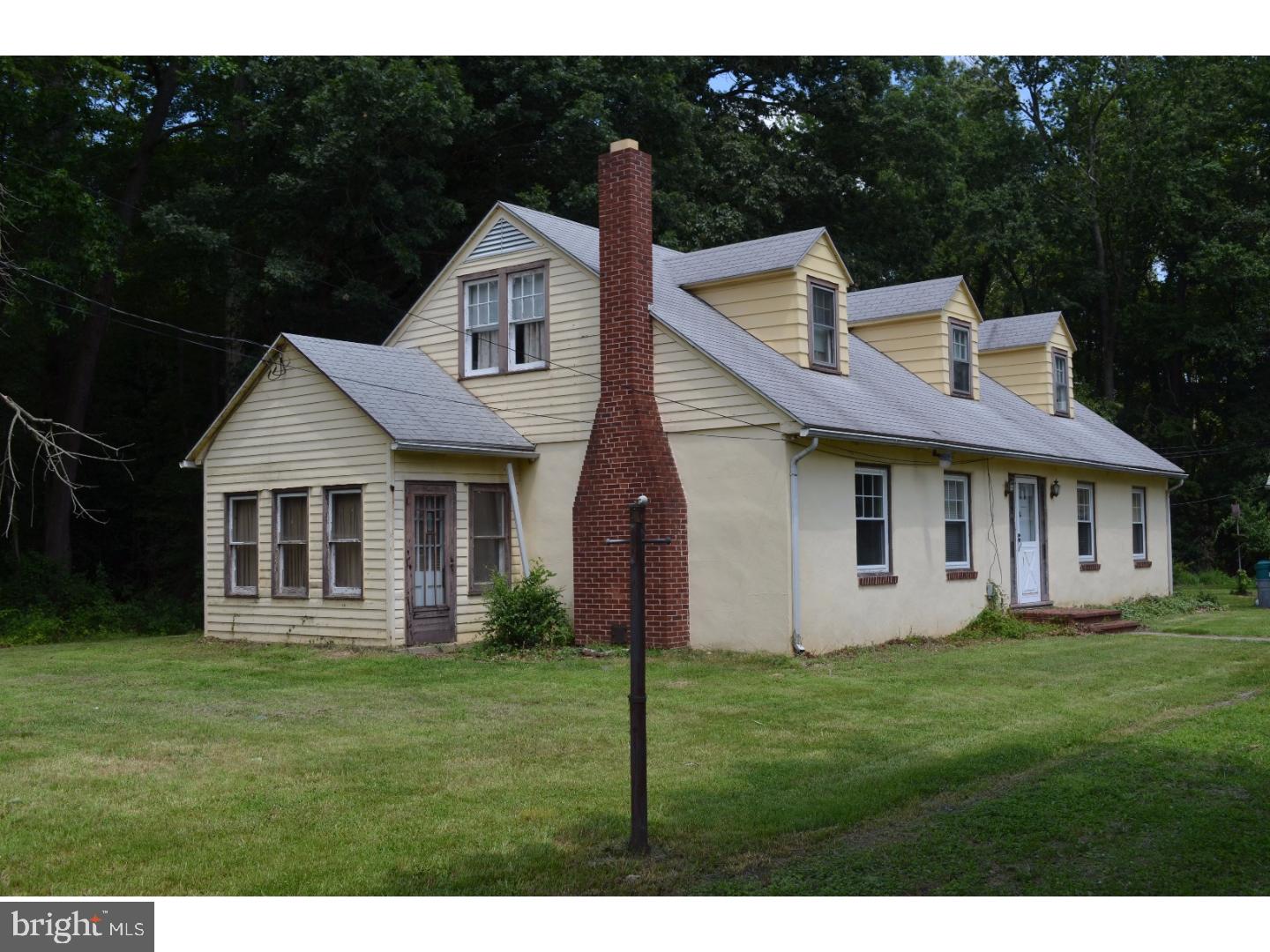 339 Harding Highway Carneys Point, NJ 08069 - Photo 20 of 22 Exterior Side