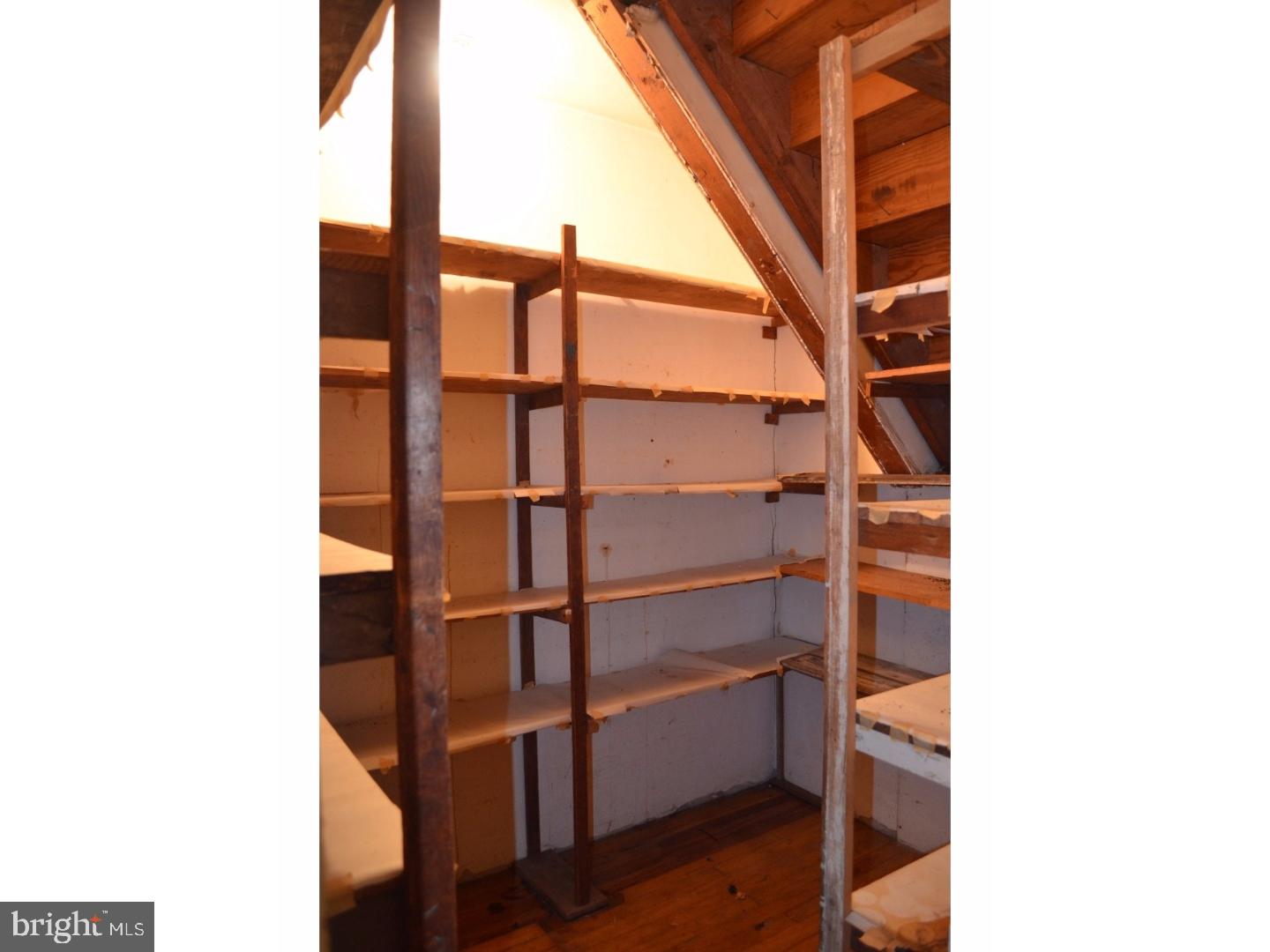 339 Harding Highway Carneys Point, NJ 08069 - Photo 6 of 22 Pantry