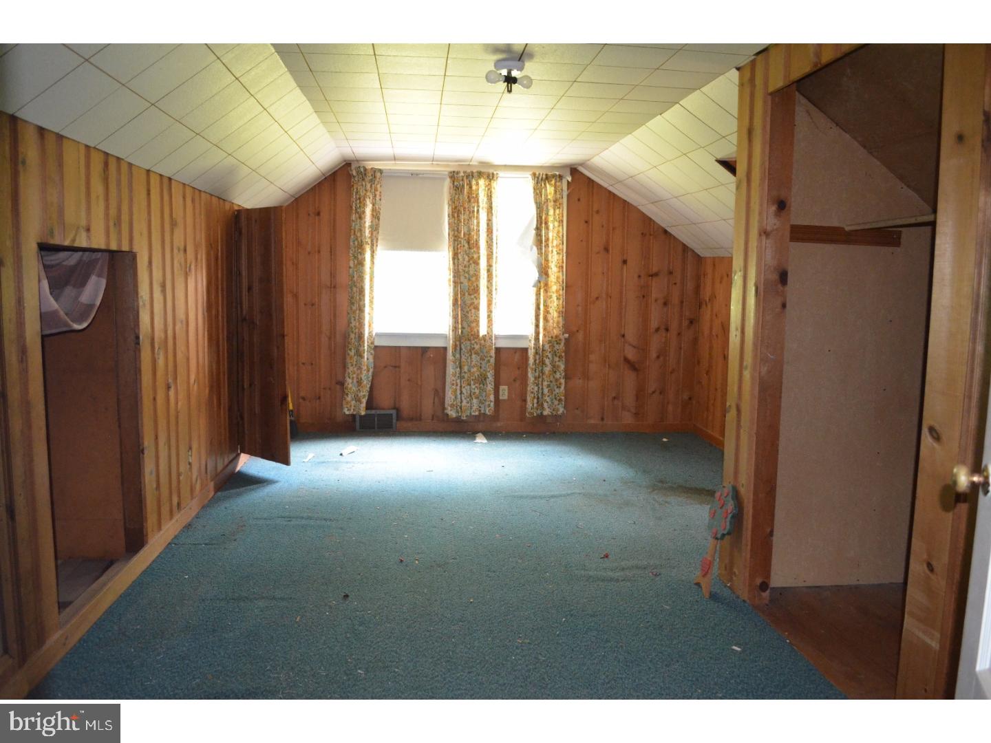 339 Harding Highway Carneys Point, NJ 08069 - Photo 10 of 22 Bedroom 3