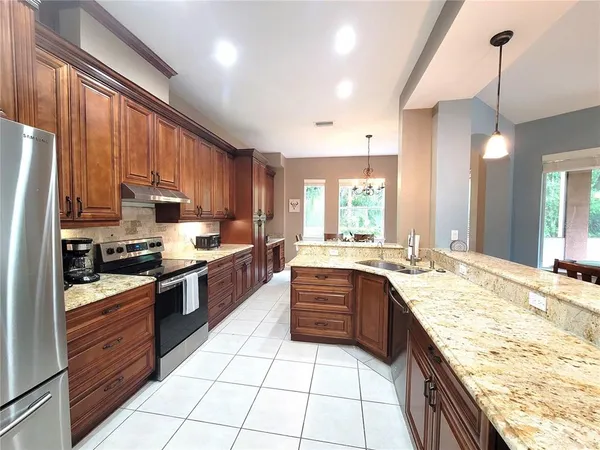 $5,600 | 5465 46th Court West, Bradenton, FL 34210