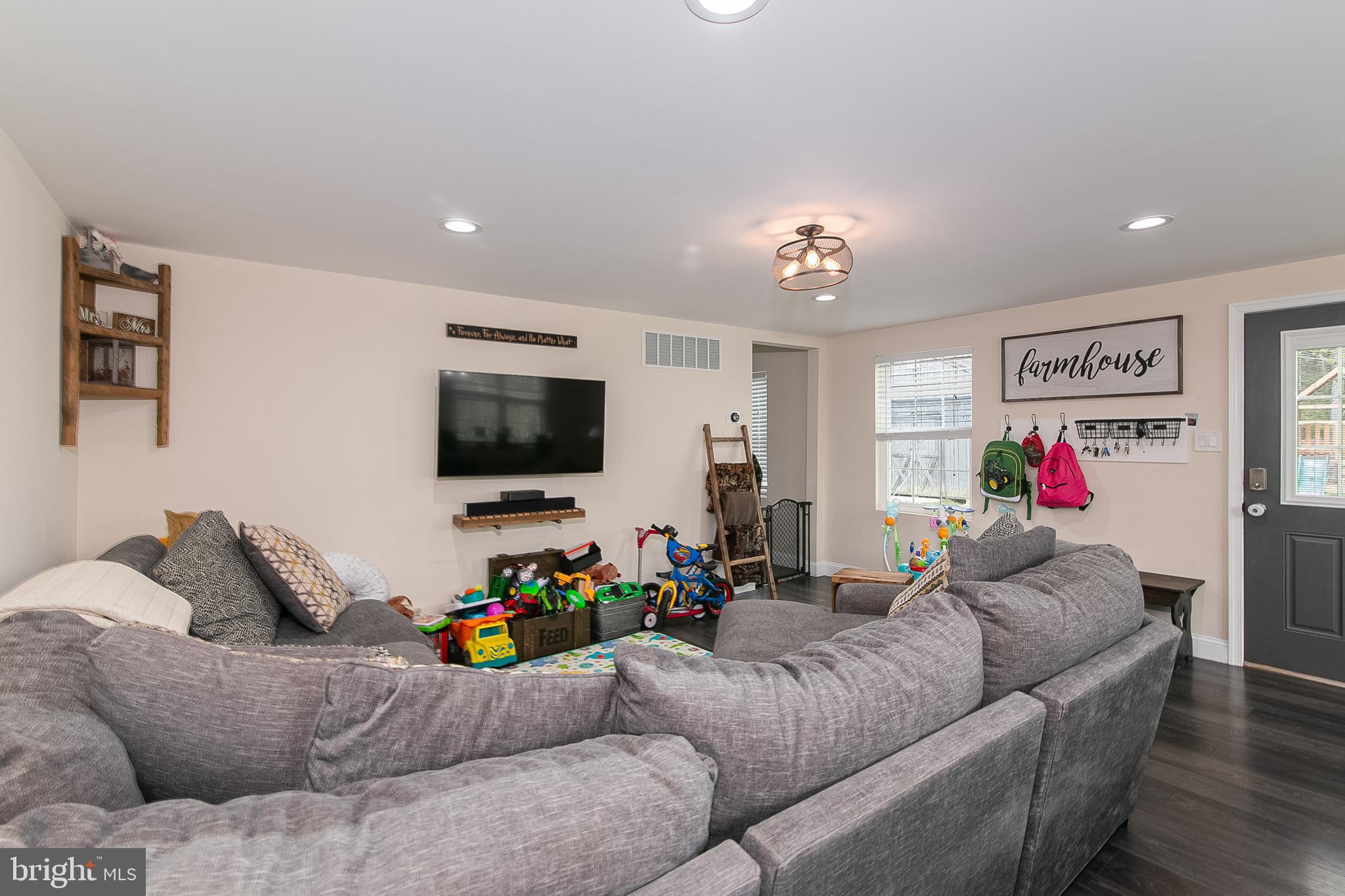 934 Mays Landing Road Hammonton, NJ 08037 - Photo 8 of 27 Gallery Image 8