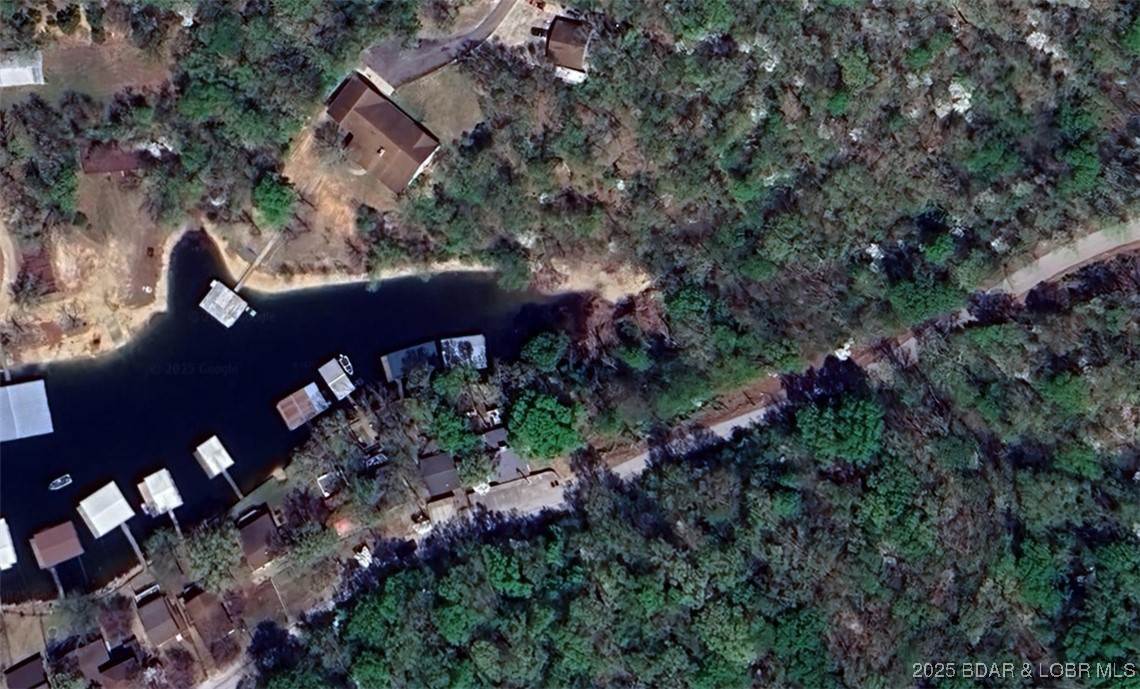 3-4 Scenic Drive Eldon, MO 65026 - Photo 4 of 7