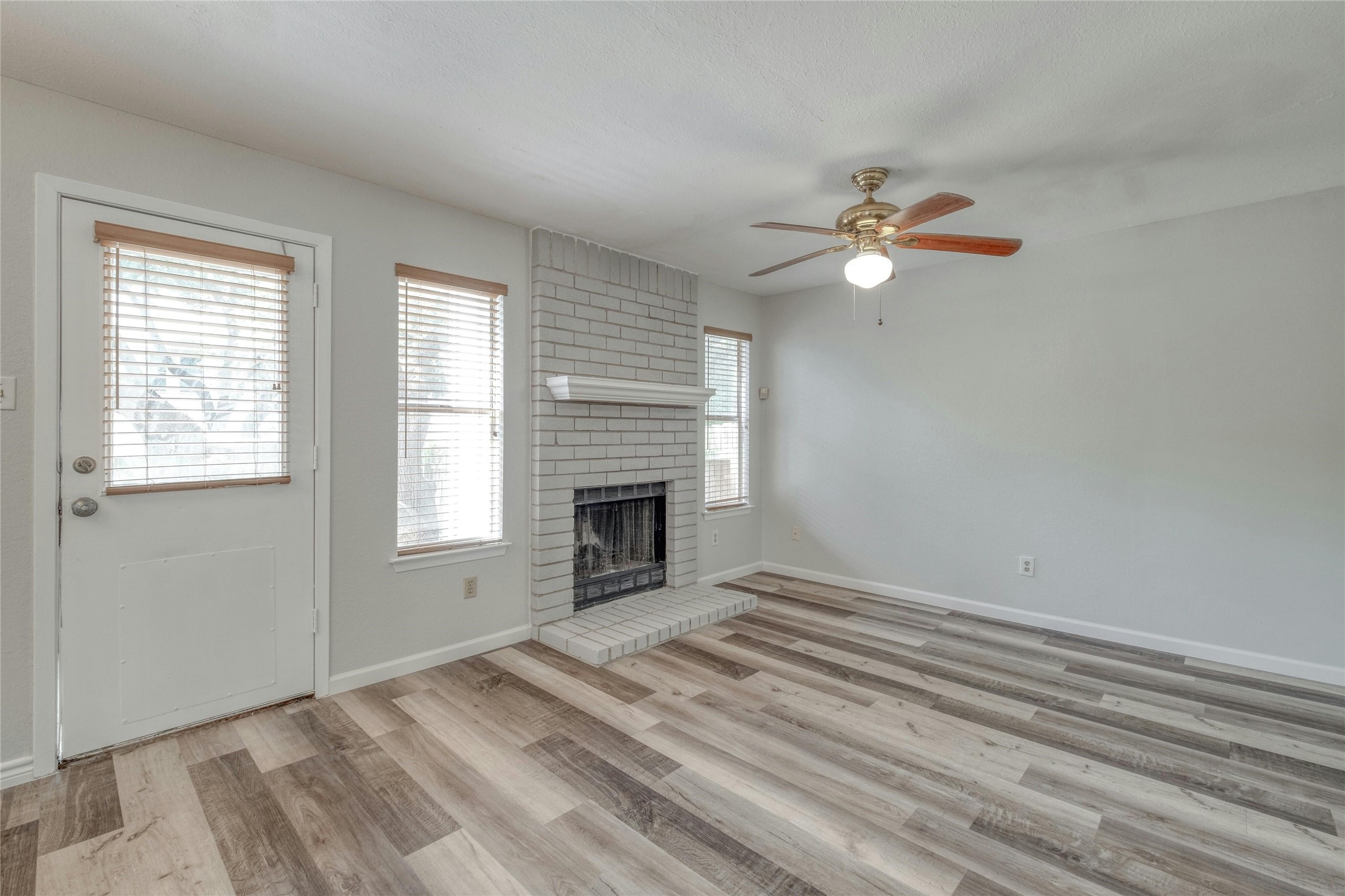 12713 Modena Trail Austin, TX 78729 - Photo 12 of 26