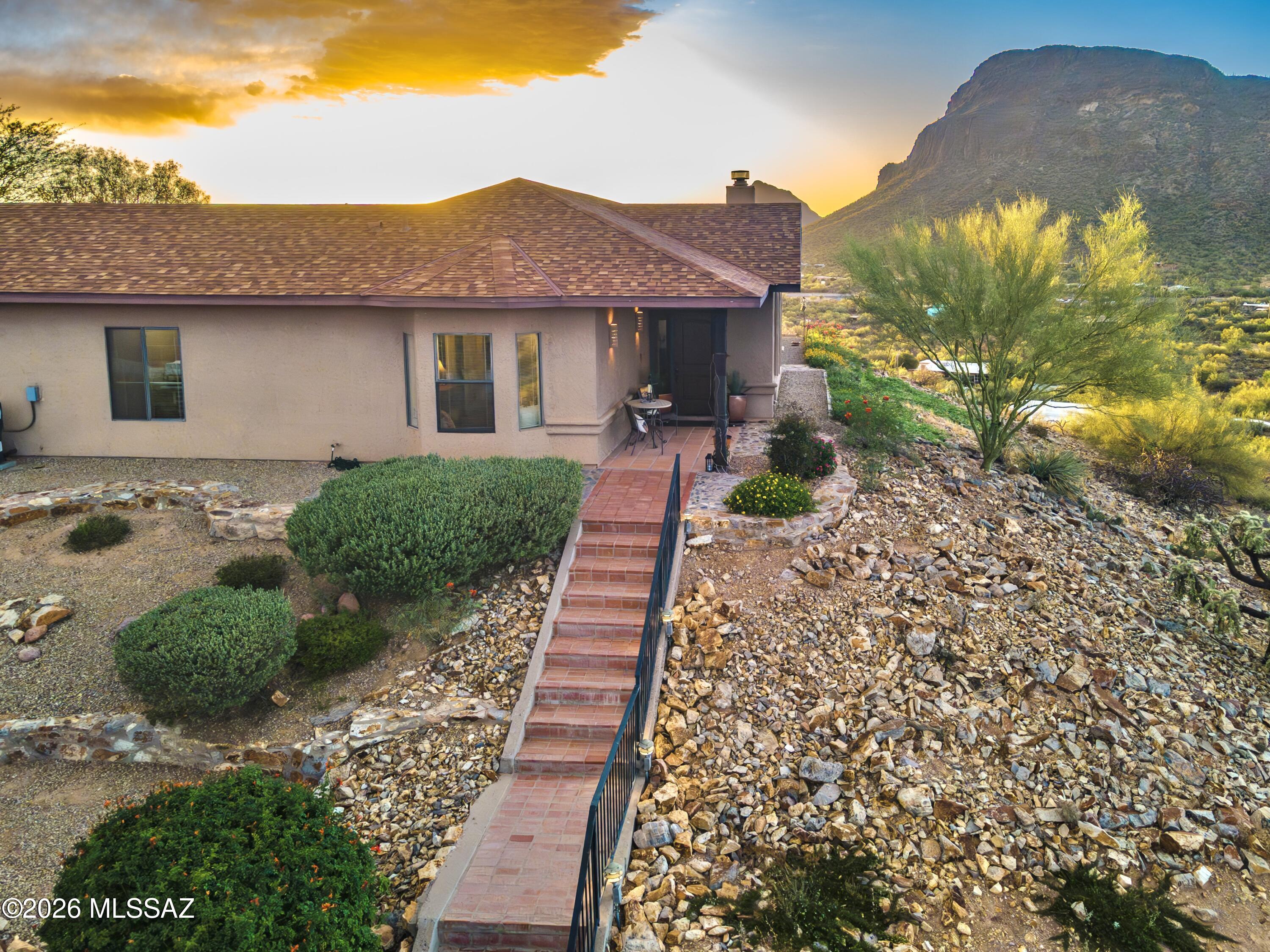 3955 West Coyote Ridge Trail Tucson, AZ 85746 - Photo 5 of 46