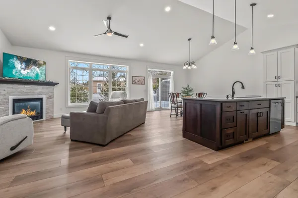 $339,000 | 25 Hillsdale Street, Hillsdale, MI 49242