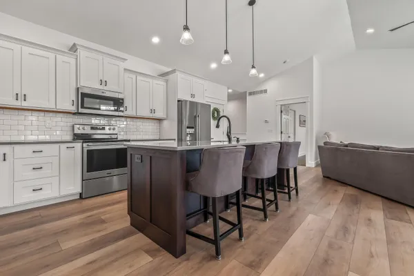 $339,000 | 25 Hillsdale Street, Hillsdale, MI 49242