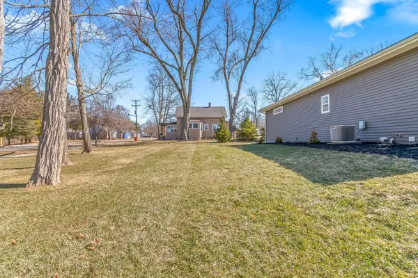 $339,000 | 25 Hillsdale Street, Hillsdale, MI 49242