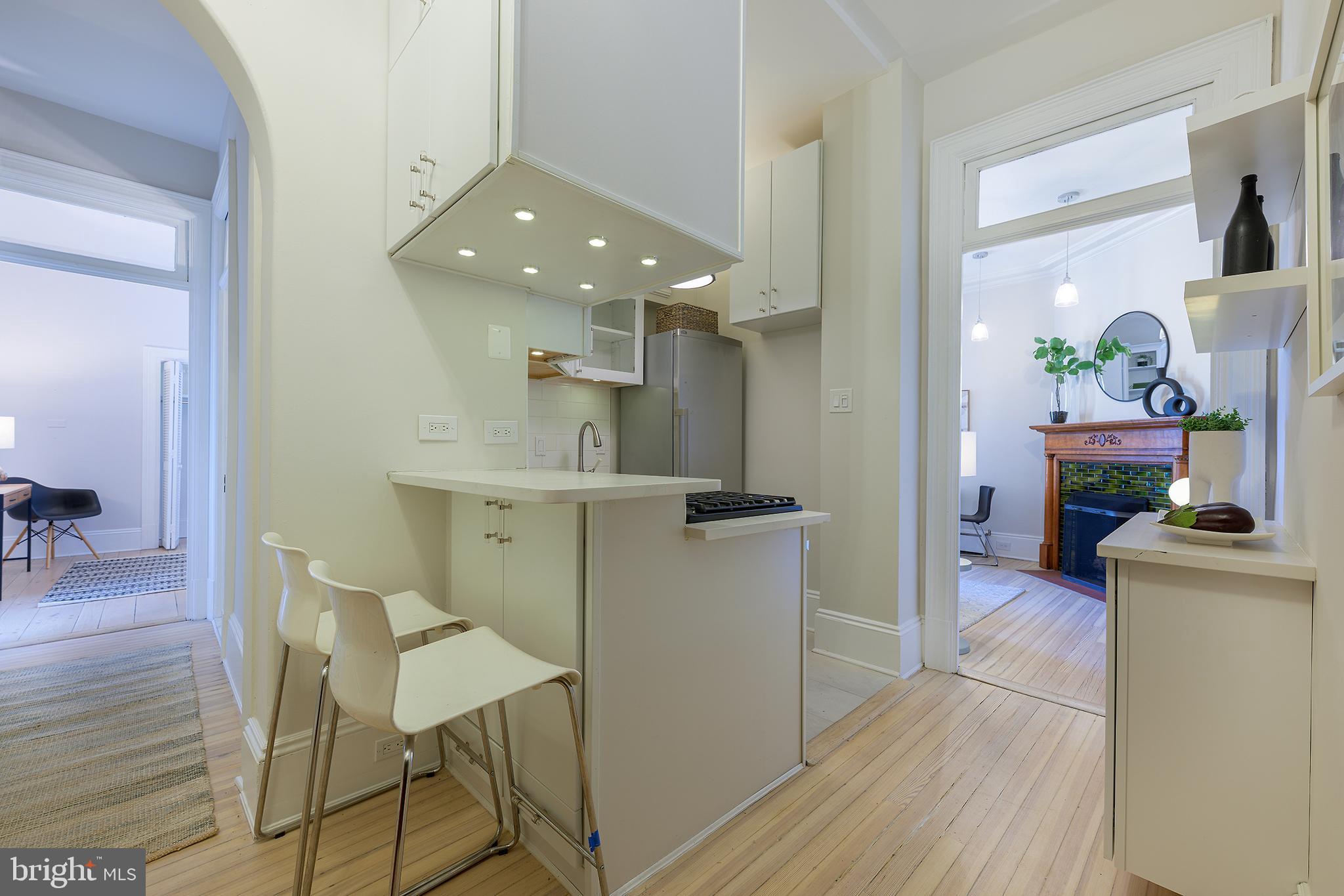 2853 Ontario Road Northwest, Unit 107 Washington, DC 20009 - Photo 6 of 35