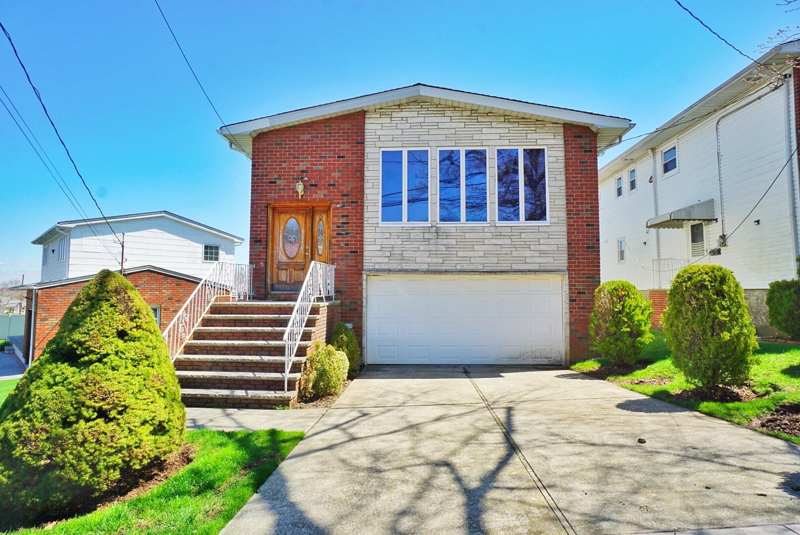5 Ridge Avenue Staten Island, NY 10304 - Photo 1 of 45 Photo Apr 13, 12 14 33 PM