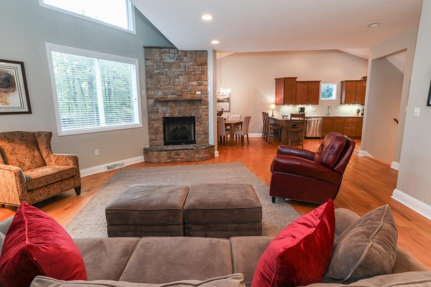 421 Imperial Road Hidden Valley, PA 15502 - Photo 2 of 25 Gallery Image 2