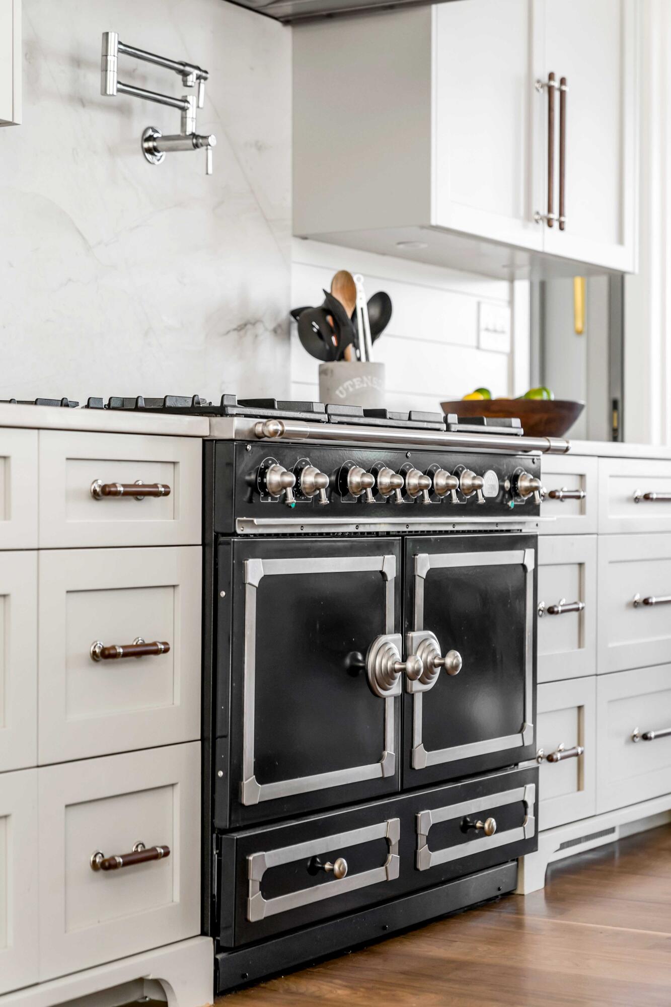 3072 Bohicket Road Johns Island, SC 29455 - Photo 21 of 100 La Cornue