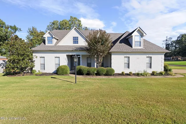 $449,900 | 732 Shadow View Drive, Hernando, MS 38632