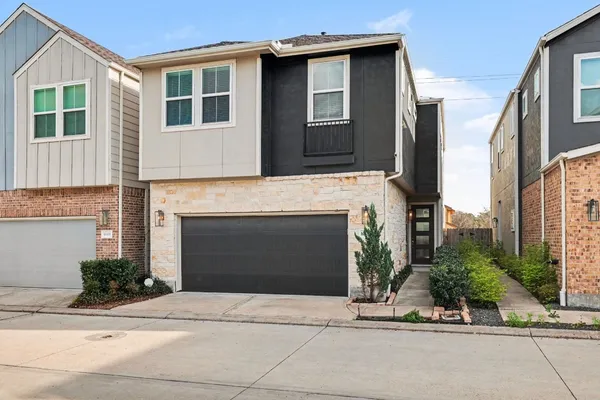 $2,800 | 10011 Brickhouse Drive, Houston, TX 77080