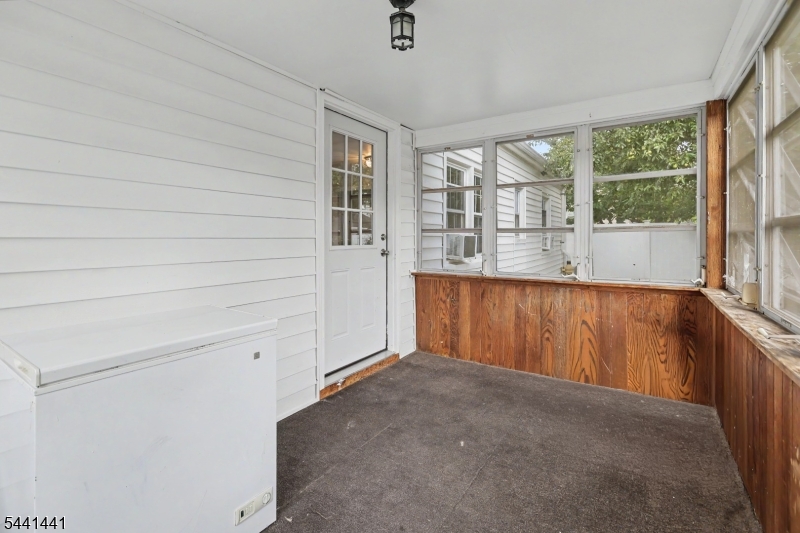 392 Ingall Street Union, NJ 07083 - Photo 30 of 48