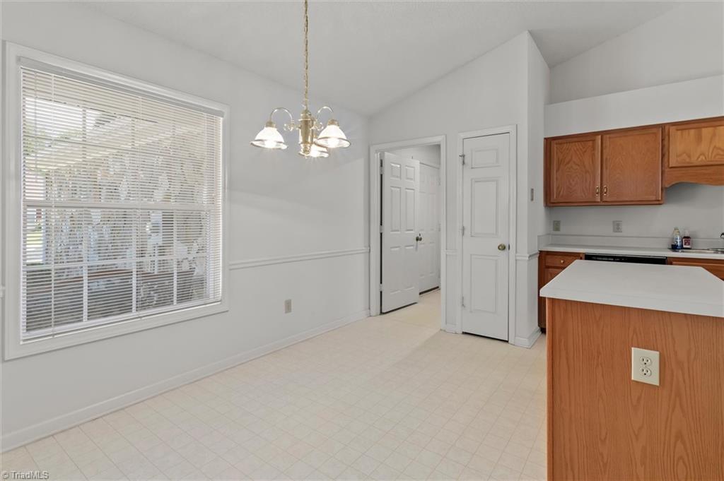 3952 Cobblestone Bend Drive High Point, NC 27265 - Photo 8 of 23