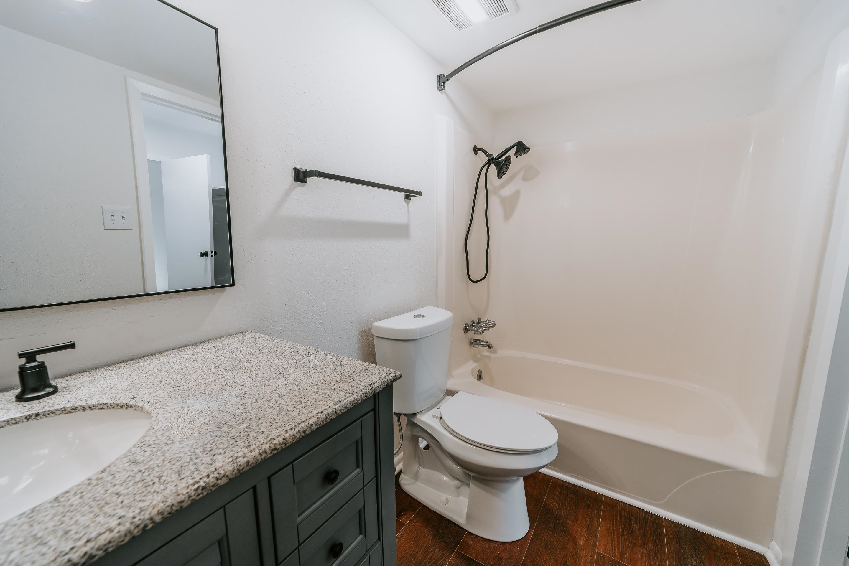 710 South Mobile Street, Unit 17 Fairhope, AL 36532 - Photo 29 of 31