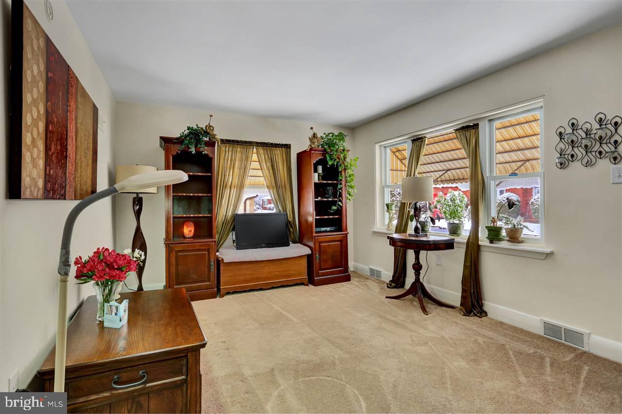 304 Arbys Road Harrisburg, PA 17109 - Photo 2 of 21 Gallery Image 2