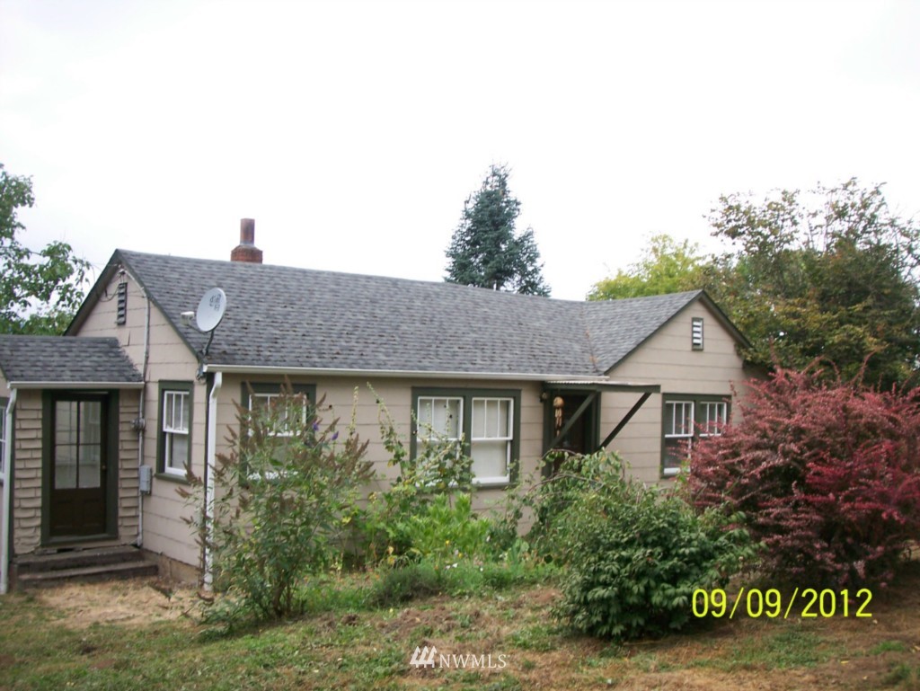 809 Northeast 2nd Street Winlock, WA 98596 - Photo 1 of 15