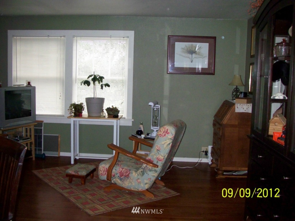 809 Northeast 2nd Street Winlock, WA 98596 - Photo 8 of 15
