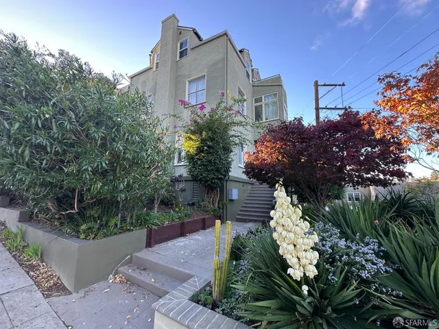 $1,400,000 | 4345-4347 Leach Avenue, Oakland, CA 94602