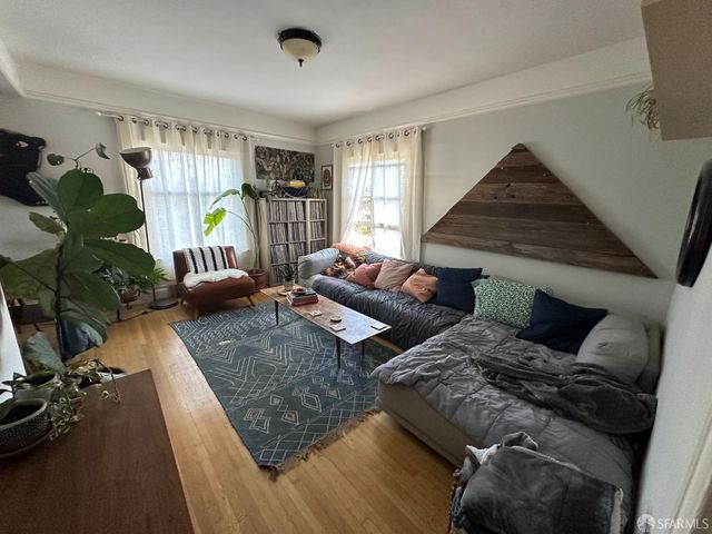 $1,400,000 | 4345-4347 Leach Avenue, Oakland, CA 94602