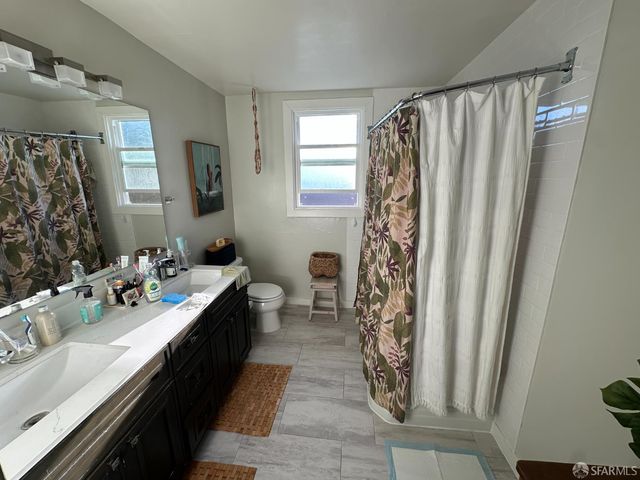 $1,400,000 | 4345-4347 Leach Avenue, Oakland, CA 94602